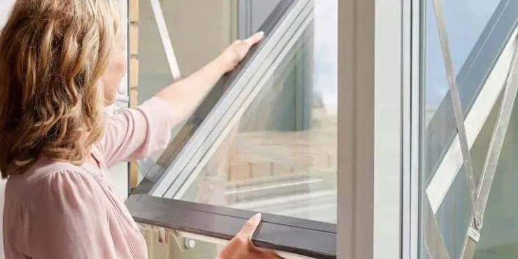 How Much Does It Cost to Reglaze Windows in Toronto?